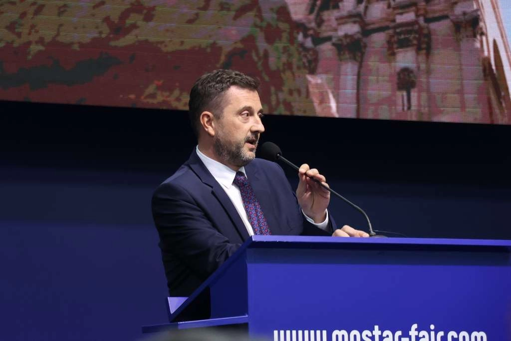 Gradonačelnik Mostara čestitao Uskrs pravoslavnim vjernicima